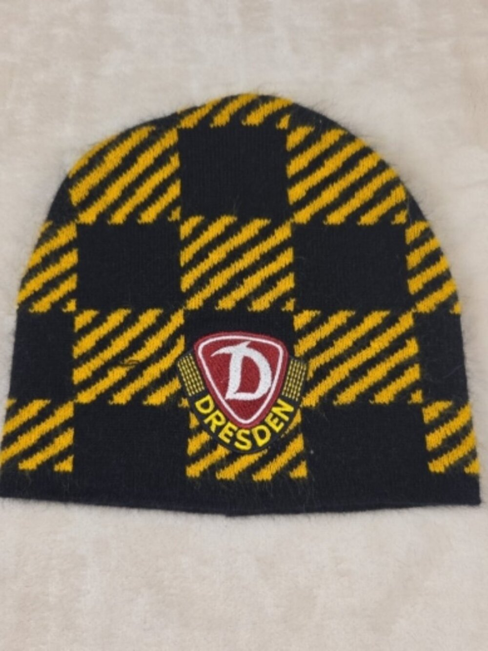 Dynamo Dresden Beanie Black Yellow Checkered Knit Hat